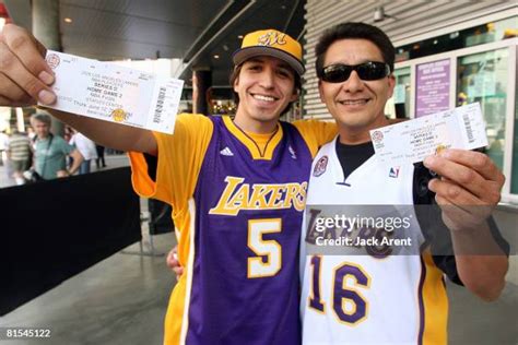 Nba Ticket Fotografías E Imágenes De Stock Getty Images