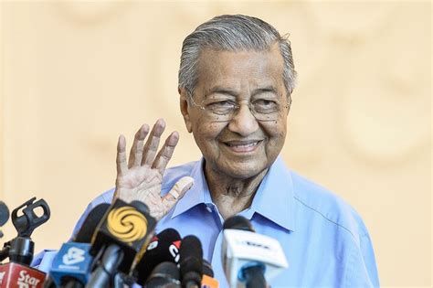 Malaysias Mahathir Kicked Out Of Party He Founded — Benarnews