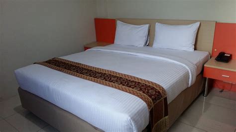 Marina Hotel Prices And Reviews Bima Indonesia