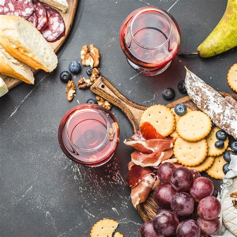 Crvena vina – Delikatesi i tako to...