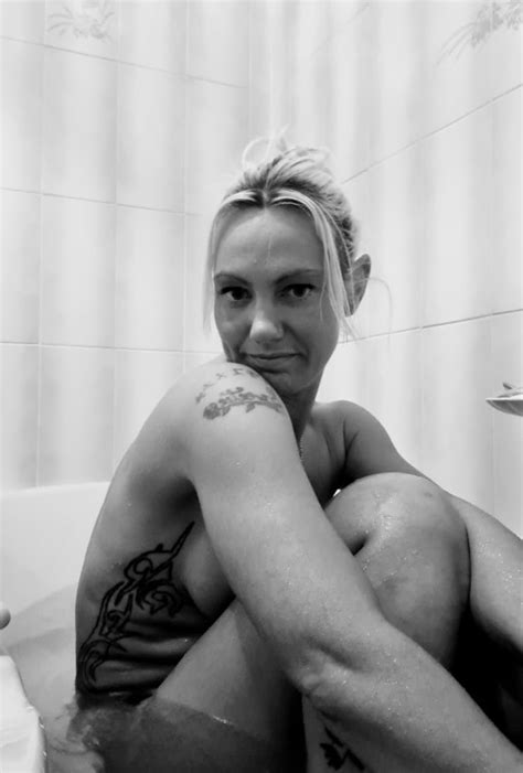 Hot Wife Delights Pics XHamster