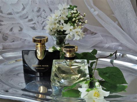 Jasmin Noir Bvlgari perfume - a fragrance for women 2008