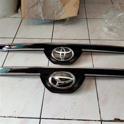 Jual Promo Akhir Tahun List Grill Depan Hood Moulding Avanza Xenia 2022