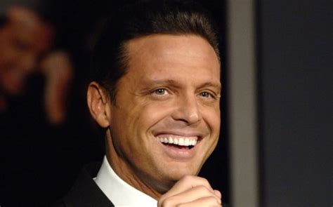 Luis Miguel tendría un hijo no reconocido Foto CHIC Magazine