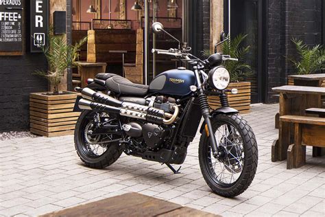 2022 Triumph Bonneville Gold Line Editions First Look Review