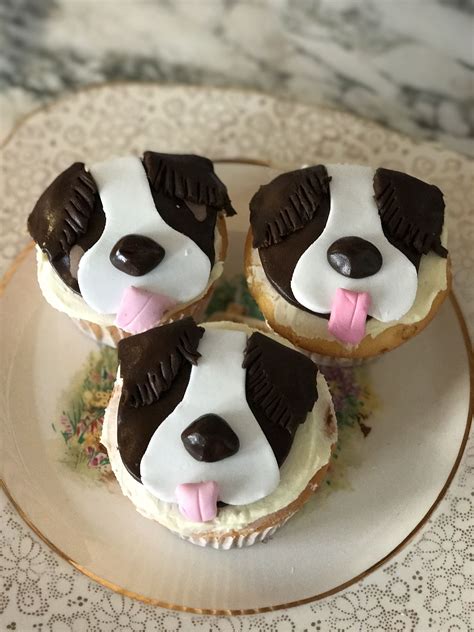 Dog themed cupcakes | Birthday party food, Cake business, How to make ...