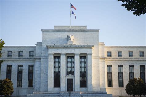 How Central Banks Control the Supply of Money