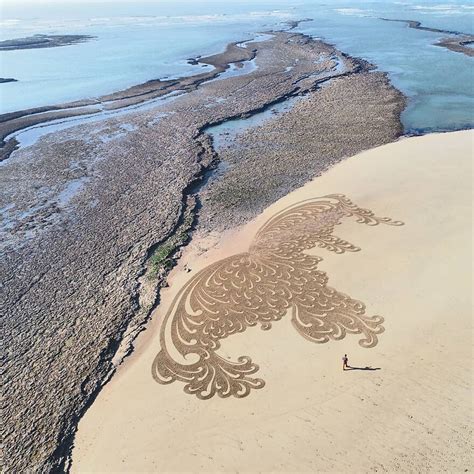 I Create Massive Drawings Out Of Beach Sand (30 Pics) | Bored Panda