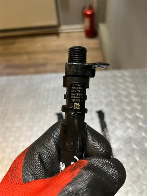 Injector Ford Galaxy 2.0 TDCi Euro 5 ( Delphi ) 9686191080 / EMBR00101D ...
