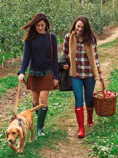 Fall Apple Picking Outfit Inspiration