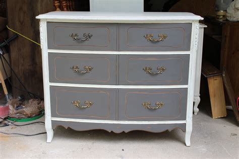 10 Two Toned Chalk Painted Furniture