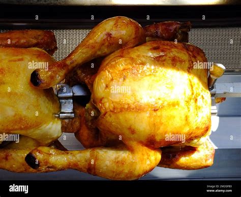 Roast chicken | Poulet rôti 03/07/2018 Stock Photo - Alamy