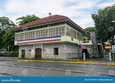 Calamba Laguna Philippines Jose Rizal Monument At The Corner Of Jp