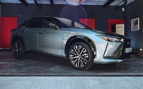 Lexus RZ 450e conocemos al nuevo SUV eléctrico de Lexus incluido su