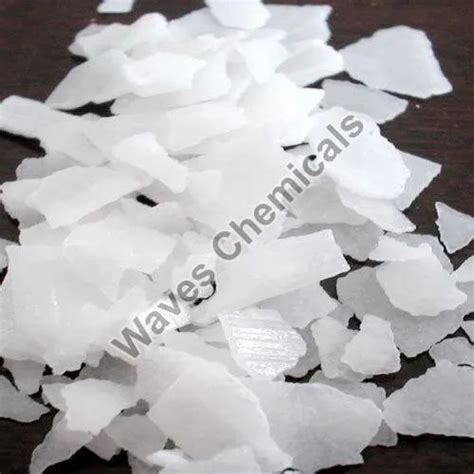 White Magnesium Chloride Flakes Purity 99 Packaging Size 25 50 KG