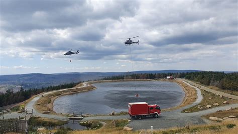 L Schhubschrauber Einsatz Beim Waldbrand Am Brocken Youtube