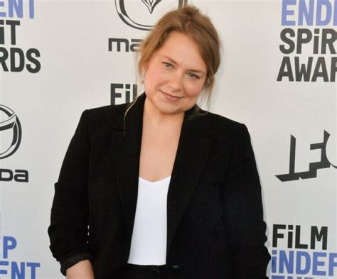 Inside The Life Of Actress Merritt Wever From The Walking Dead”