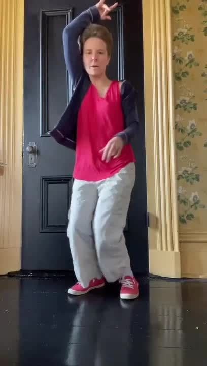 Dog Tries to Follow Owner's Dance Steps | Watch Now - Y8.com