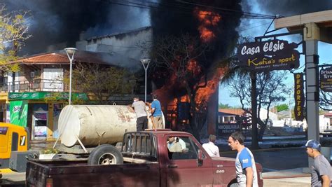 Incendio Destruy Una Pinturer A En Federaci N Libreentrerios