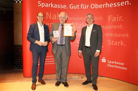 Ehrung für beispielhaftes Engagement Stiftung der Sparkasse Oberhessen