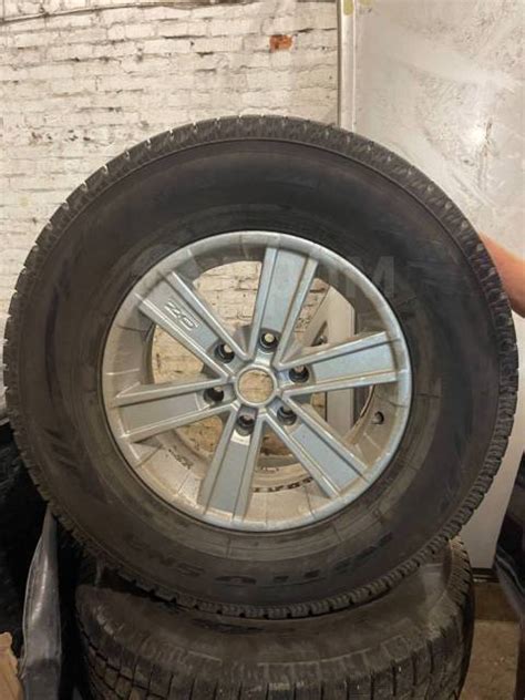 Продам колеса на 17, 17", 1 шт, 265 мм, 70 %, радиальный, 265/70/17 ...