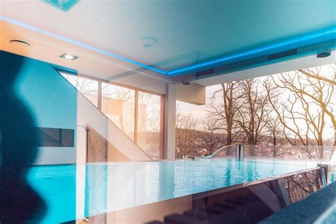 Seefl Gel Mit Flying Pool Im Wellness Resort Bei Schumann