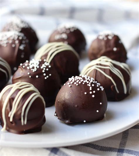 No Bake Oreo Truffles 3 Ingredient Only Joyous Apron Recipe Oreo Truffles Oreo