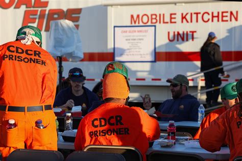 Inmate Firefighters Inmate Firefighters: Over 1,000 Prisoners Deployed