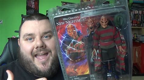 Neca Freddy Krueger Cloth Retro Action Figure Wes Cravens New Nightmare