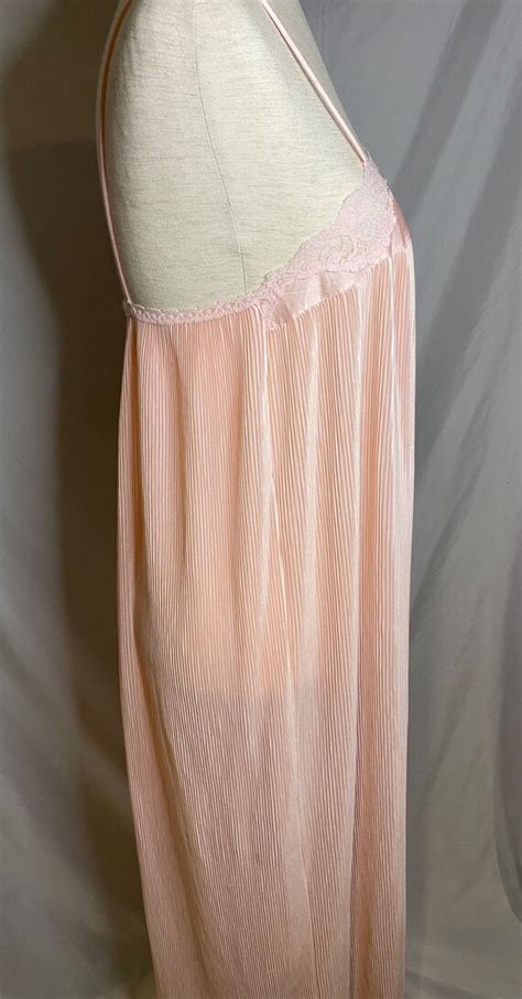 80s Miss Elaine Long Pink Nightgown Vintage Miss El Gem