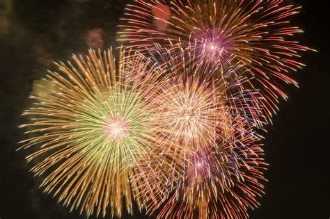 【日野市】日野の夜空を照らす、2020年8月22日、市内で「エール花火」の打ち上げ花火が上がった模様です 号外net 日野市