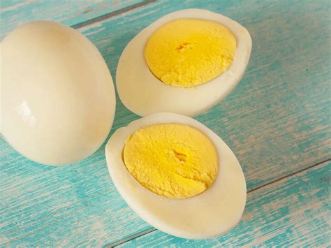 Vitamin B12 Deficiency: 10 Vitamin B12 Deficiency Symptoms