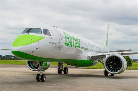 Imagens Binter Recebe Seu Primeiro Jato Embraer E E