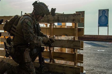 Dvids Images St Meu Marines Hone Fast Rope Techniques And