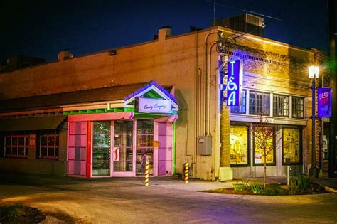 10 Bars That Anchor Their Neighborhood In Dallas