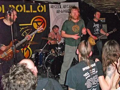 Hardcore Punk Oi Polloi Fight Back