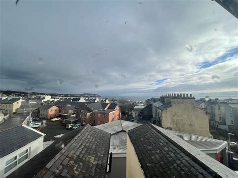 1 Bed, 1 Bath Property For Rent in Bucks Road, Douglas, IM1