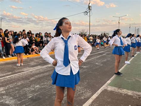 Estudiantina 2022 en Posadas Mirá las mejores fotos de la primera