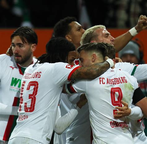 FC Augsburg SC Freiburg Augsburg Siegt Dank Joker Engels