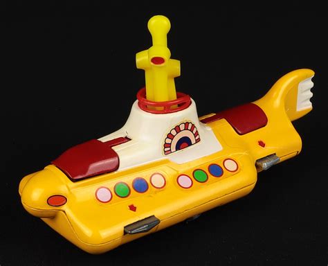 Corgi Toys 803 The Beatles Yellow Submarine - QDT