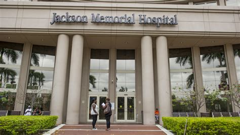 Bracing for Irma, Miami's largest hospital stocked up a record number ...