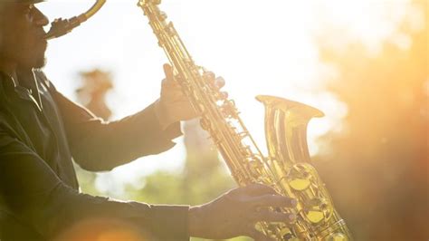 9 of the Smoothest sax solos ever - Smooth