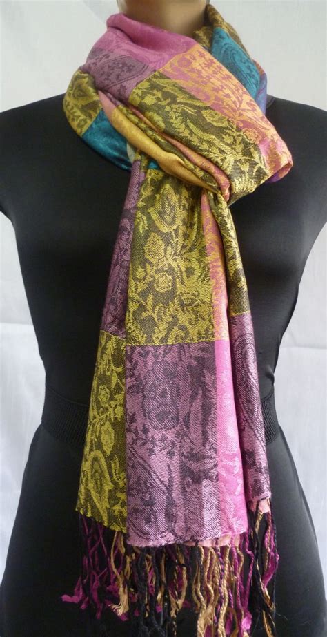 Pashmina indiana R 75 00 Lenços Lenços de seda Seda