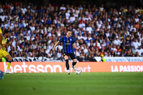 Piotr ZIelinski Ready For Inter Debut Vs Lecce De Vrij Targeting Atalanta