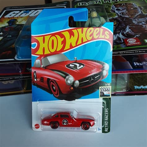 Jual Hot Wheels Mercedes Benz 300 SL Red Kota Surabaya Capsule Corporation Part Two Tokopedia