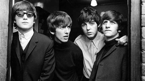 The Beatles lança Now and Then última música da banda Wikimetal