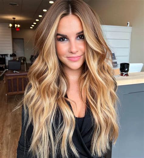 Blonde Hair With Dark Roots Ideas That Elevate Your Style In