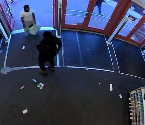 San Francisco Da Releases Graphic Footage Of Walgreens Security Guard