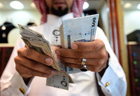 Saudi Private Sector Salaries Up 45 In 5 Years Arabian Business