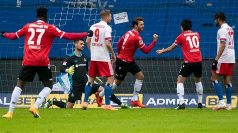 Fu Ball Bundesliga Hamburger Sv Verliert Schon Wieder Und Ist Nur